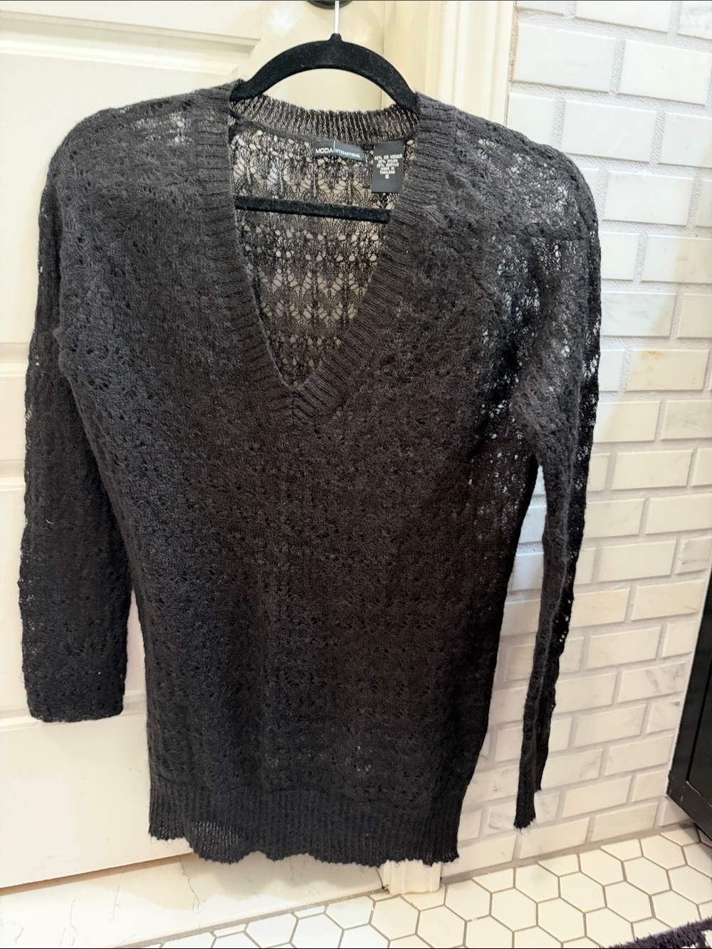 Moda International Black Open-Knit V-Neck Sweater